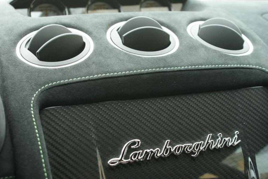  Lamborghini Gallardo LP570-4 Superleggera 2010 года  (фото 13 из 183)